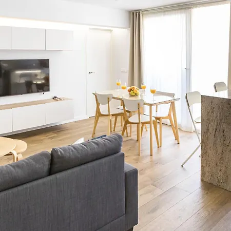 Apartamento Malaga Beach Apartment *
